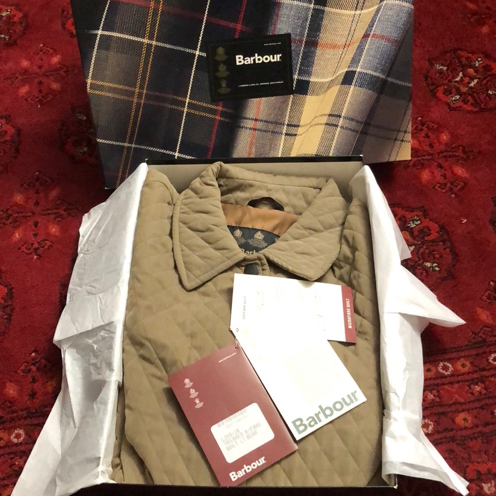 🌺🌺Barbour lady’s quilted jacket size 12